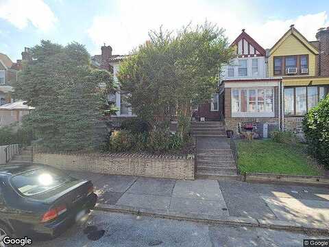 Bouvier, PHILADELPHIA, PA 19126