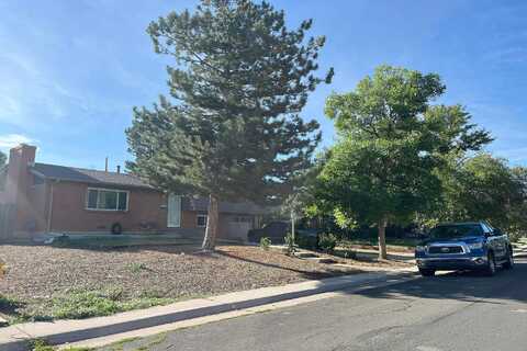Dawson, AURORA, CO 80011
