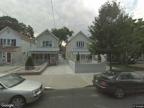 Alderton, REGO PARK, NY 11374