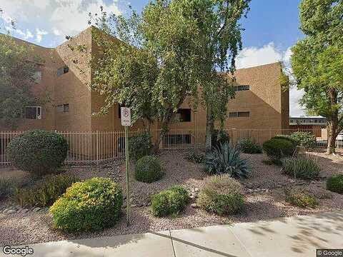 Earll, SCOTTSDALE, AZ 85251