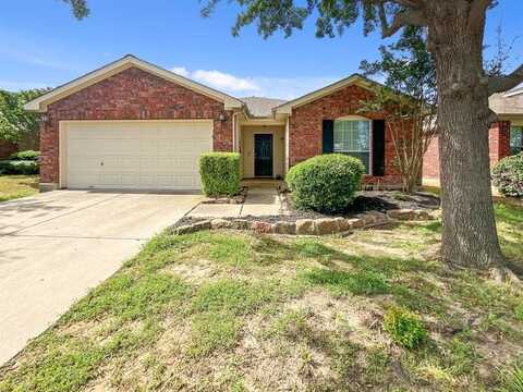 8828 King Ranch Drive, Crossroads, TX 76227