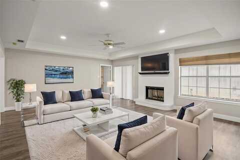 620 Honeysuckle Lane, Cedar Hill, TX 75104