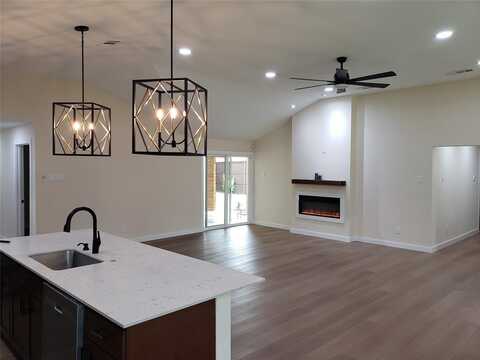 4919 Chilton Drive, Dallas, TX 75227
