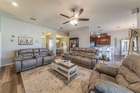 11621 Willow Springs Road, Fort Worth, TX 76052