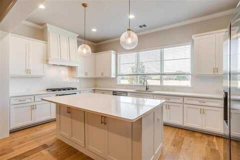 4157 Watercourse Drive, Fort Worth, TX 76109