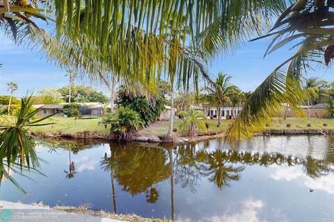 9744 NW 1st Mnr, Coral Springs, FL 33071