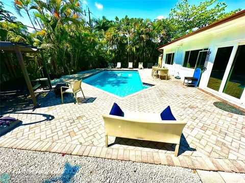 1642 NE 8th St, Fort Lauderdale, FL 33304