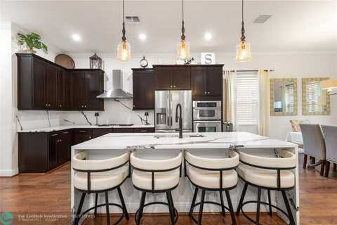 12115 NW 83rd Pl, Parkland, FL 33076