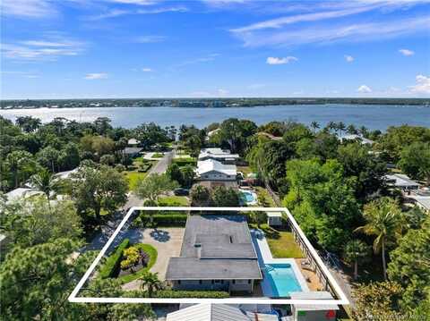 530 SW Manor Drive, Stuart, FL 34994