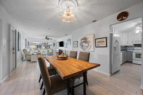 10137 S 42nd Avenue S, Boynton Beach, FL 33436