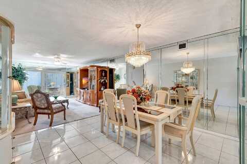 2901 Victoria Circle, Coconut Creek, FL 33066