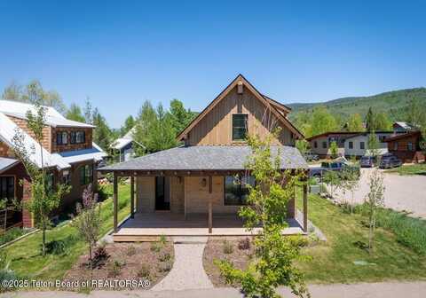 9071 OLD JACKSON HIGHWAY, Victor, ID 83455