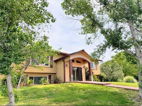 16545 Wardlaw Drive, Springville, CA 93265
