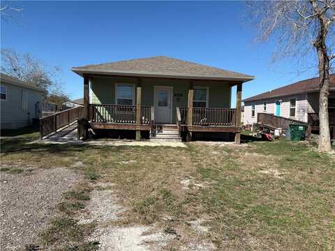 609 Pugh Street, Woodsboro, TX 78393