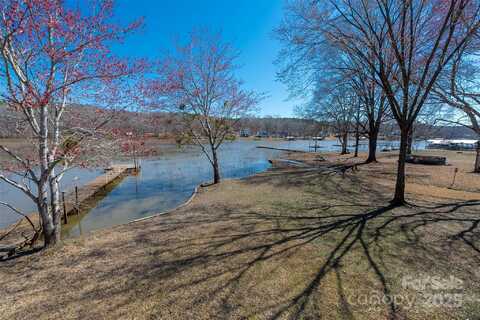 2504 Cottage Lane, Liberty Hill, SC 29074