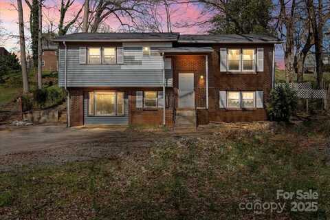 326 Whispering Pines Drive, Charlotte, NC 28217