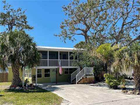 5460 Oak Ridge Avenue, Fort Myers Beach, FL 33931