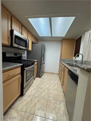 7100 Pirates Cove Road, Las Vegas, NV 89145