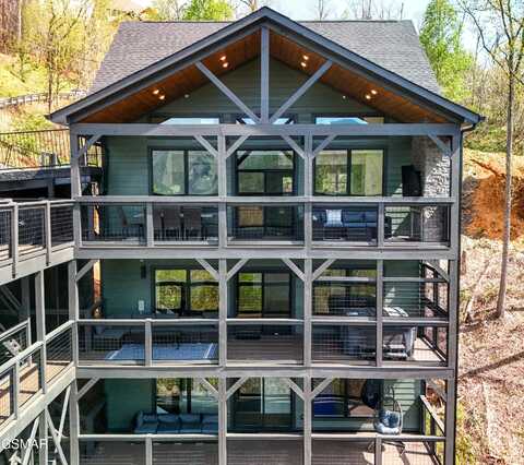 309 Pinnacle Drive, Gatlinburg, TN 37738