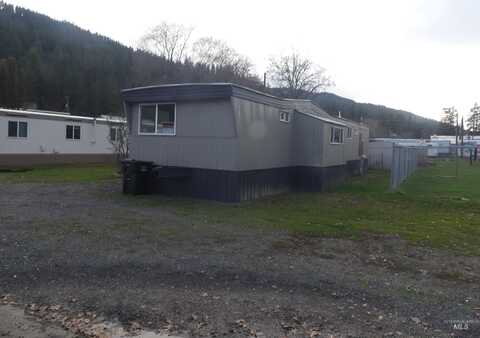 145 107th St, Orofino, ID 83544
