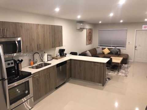 1648 Funston St, Hollywood, FL 33020