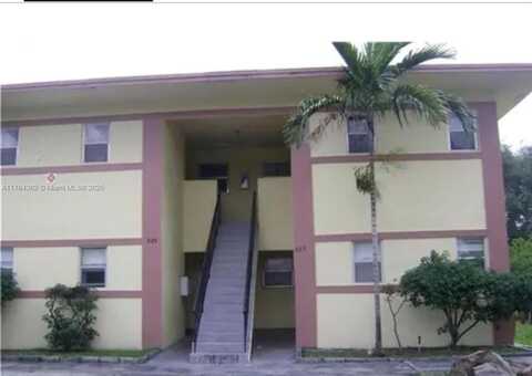 825 SW 10th St, Hallandale Beach, FL 33009