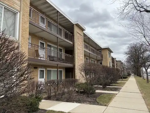 4925 N Harlem Avenue, Chicago, IL 60656