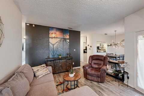 1200 Riverchase Lane, Arlington, TX 76011