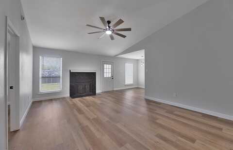 303 Iberis Drive, Arlington, TX 76018