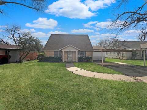 2301 Berkley Street, Brownwood, TX 76801