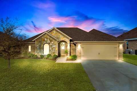 3725 Iron Horse Pass, Krum, TX 76249