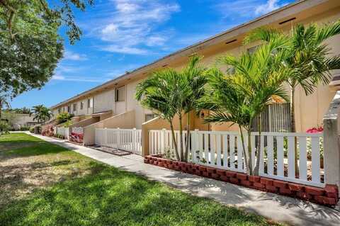 1419 NW 80th Ave, Margate, FL 33063