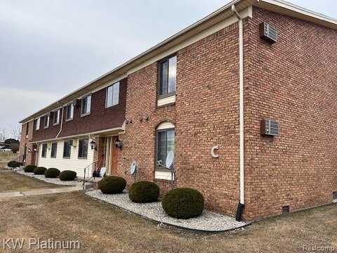 1900 RIVER Road, Marysville, MI 48040
