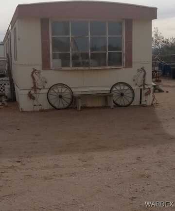3841 N Verde Road, Golden Valley, AZ 86413