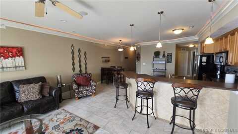 1215 Lands End Parkway unit: 643, Osage Beach, MO 65065