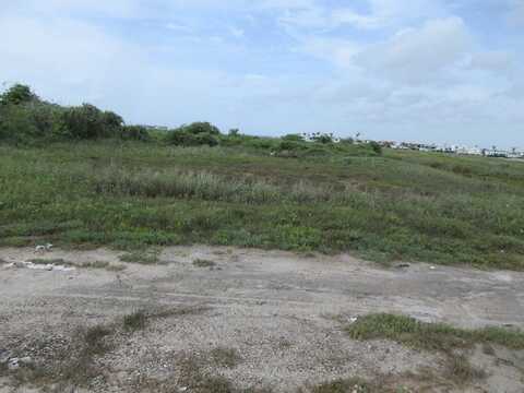 2115 S Hood Street, Rockport, TX 78382