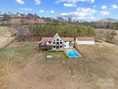 33 Selby Court, Marshall, NC 28753