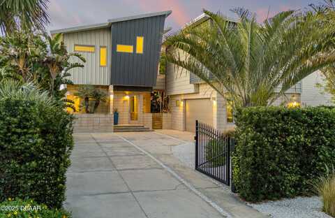 208 Dune Circle, New Smyrna Beach, FL 32169