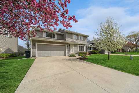 7059 Plum Drive, Urbandale, IA 50322