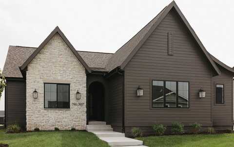 307 SW 17th Street, Ankeny, IA 50023