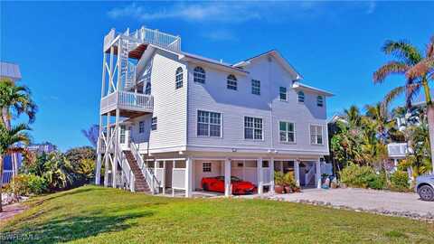 16721 Seagull Bay Court, Bokeelia, FL 33922