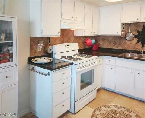 6412 Big Pine Way, Las Vegas, NV 89108
