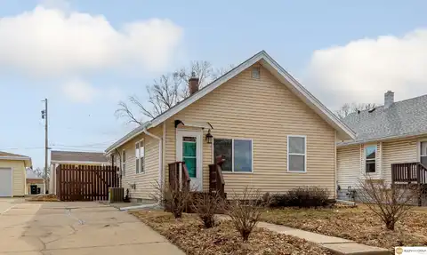 3919 I Street, Omaha, NE 68107