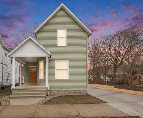 609 Lincoln Avenue NW, Grand Rapids, MI 49504