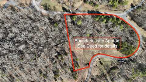 390 Briarcliff Dr, Caldwell, WV 24925