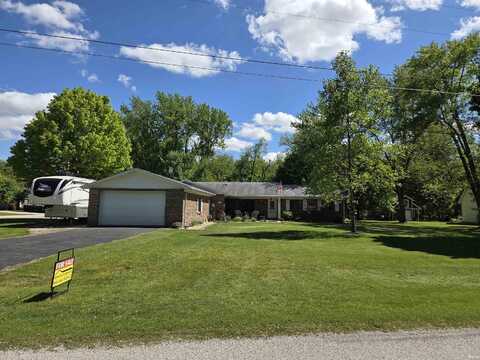 15 EMS B28A Lane, Pierceton, IN 46562