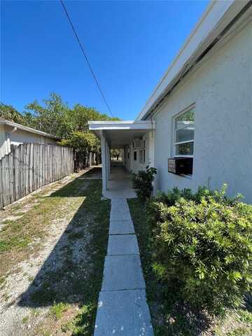 122 NW 6th Ave, Dania Beach, FL 33004