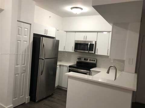 101 SW 117th Ave, Pembroke Pines, FL 33025