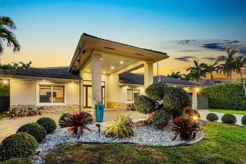 10190 SW 114th Ter, Miami, FL 33176