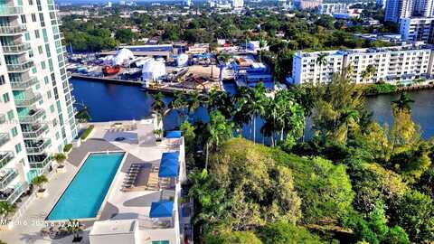 1871 NW S River Dr, Miami, FL 33125